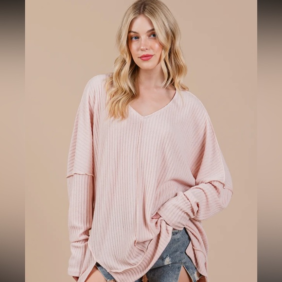 Solid Oversized Fit Knit Top - Picture 2 of 7